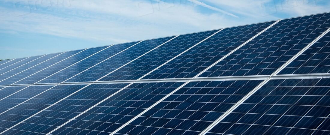 Why Solar Panels May Be a Smart Idea Right Now