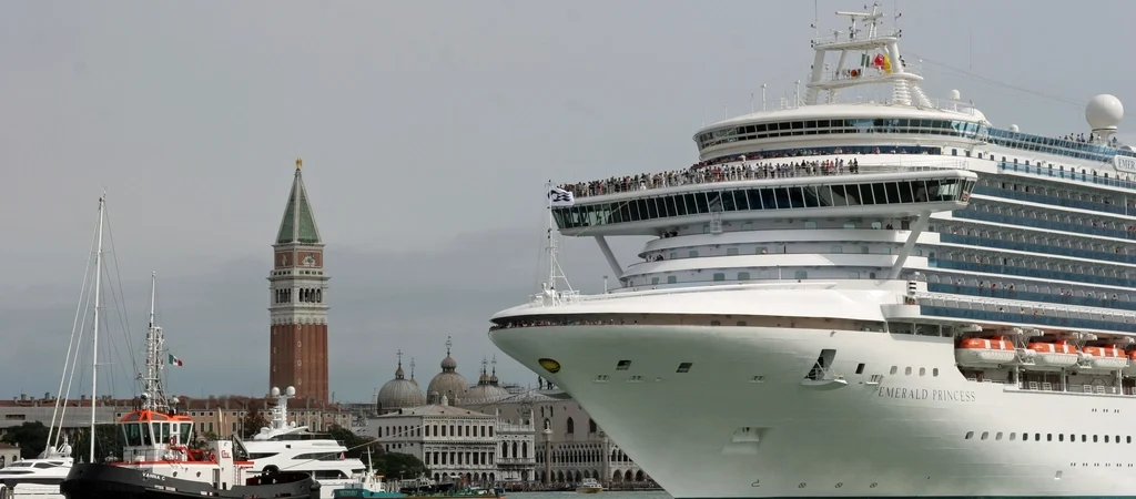 How to Stay Healthy on a Cruise: Tips Every Traveler Should Know
