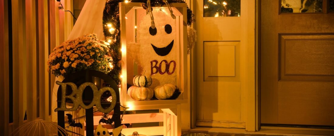 Budget Halloween Décor: DIY Ideas That Won’t Haunt Your Wallet
