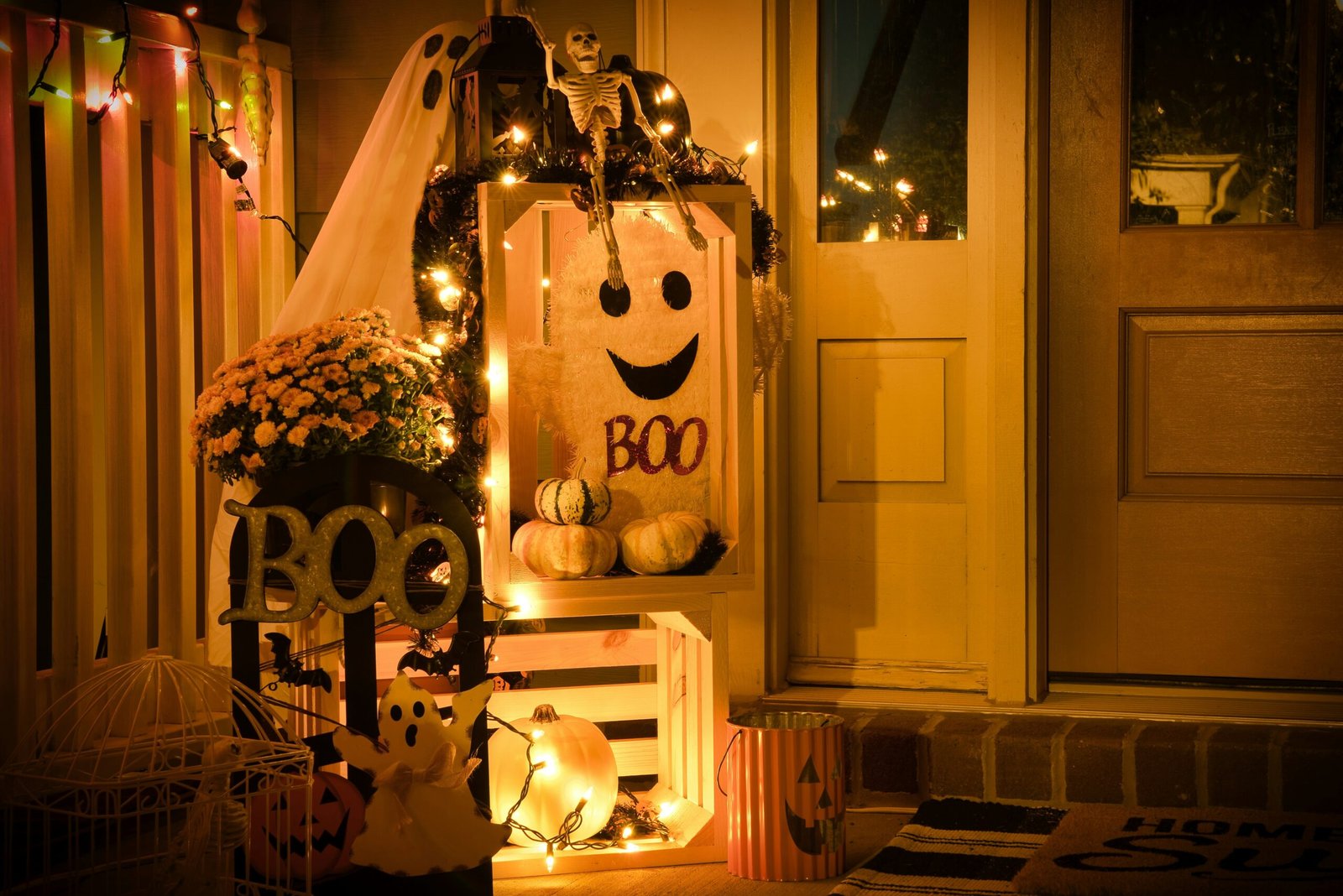 Budget Halloween Décor: DIY Ideas That Won’t Haunt Your Wallet
