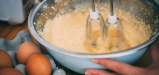 Electric Mixing Bowls (Stand Mixers) vs. Hand Mixers: Which Is Best for Your Busy, Budget-Savvy Kitchen?