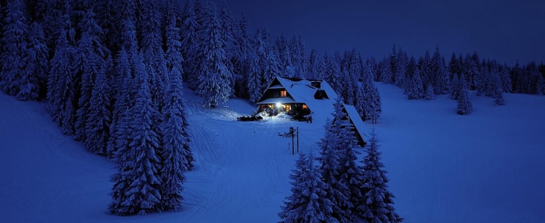 Cheap & Cozy Family Activities for Chilly Nights